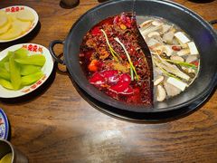 -萍姐火锅·公路夜市(武汉首店)