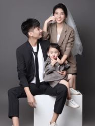 -巴黎恋人婚纱摄影(东莞总店)
