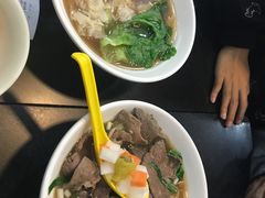 -燊意布拉肠云吞面(中山四路店)