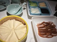 -韵秋荷(宝山龙湖天街店)