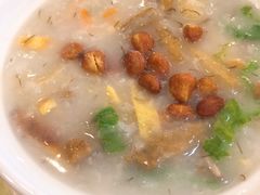 -雍景湾大酒楼(怡翠花园店)