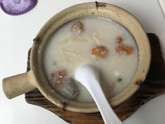 -新大咀港式茶餐厅(宝山万达店)