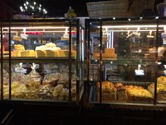 面包甜点陈列柜-米洛克欧洲蛋糕(西南路店)