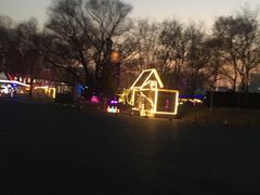 -枫花园汽车电影院(朝阳公园店)