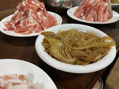 -鑫龙火锅城(环山路店)
