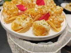 -鞍山大白鲨美食酒店