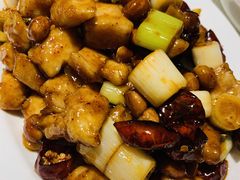 宫保鸡丁-渝信川菜(华盛店)