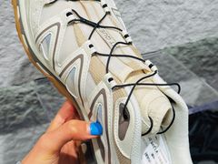 -SALOMON萨洛蒙(青岛海信店)