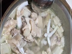 -喃喃椰·糟粕醋·椰子鸡火锅(七堡花园店)