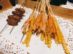 烤蚕蛹-聚串门儿·东北烧烤(信义坊店)