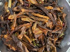 -丹水桥地锅鱼·翘嘴鲌·地方特色全鱼宴(丹江口大坝店)