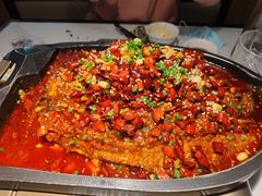 -江边城外烤全鱼(世茂广场店)