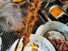-马路牙子烧烤音乐酒馆(望京店)