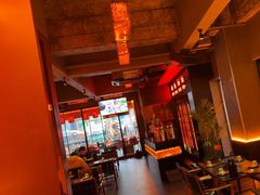 -何师烧烤Pro ·江湖川菜·小龙虾·精酿(太古里旗舰店)