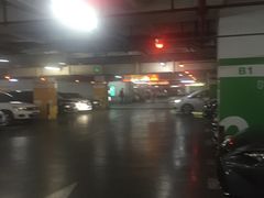 -百联西郊购物中心·停车场