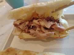-高玛纳驴肉火烧(一世界店)