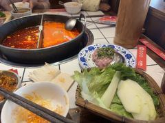 -热火朝天鲜切牛肉火锅(南强街巷店)