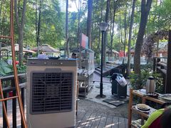 -二荆条·蜀鲜汇城市森林火锅