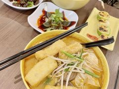 -谭仔云南米线(粉岭车站路店)