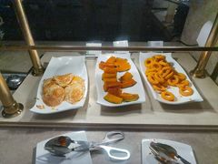 -三亚湾海居雅高铂尔曼度假酒店