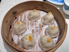 蟹粉小笼包-绿波廊(豫园店)
