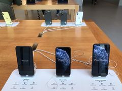 -Apple零售店(华贸购物中心店)