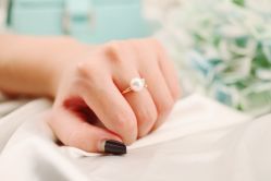 -威德钻石-克拉钻大本营(南京东路店)