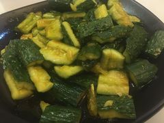 -清真磊磊烧烤老店(饮虎池街34号店)