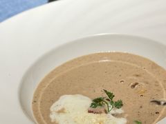 -弦月窗LUNETTE BY AMANDA(复兴路店)