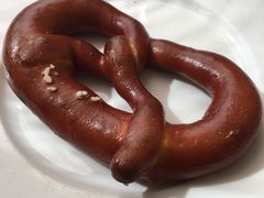 -LENBACH兰巴赫西餐啤酒坊(大连星海广场店)