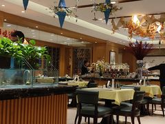 -安徽饭店·白鹭阁自助餐厅(梅山路店)