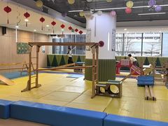 -亲亲袋鼠托育早教·思维专注力·棕熊英语(鼓楼恒力城店)