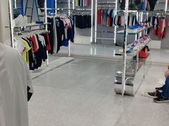 -YONEX苗江运动城(源深店)