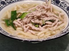 -泉畔人家·老济南经典鲁菜(大明湖店)