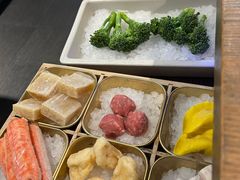 -尚尚仙·酸汤猪手·猪肚鸡火锅(华联万柳购物中心店)