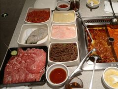 -海底捞火锅(芜湖银泰城店)