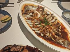 -八府香鸭·啫啫煲(华山路店)