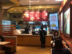 -The Habit Burger Grill 哈比特汉堡(爱琴海店)