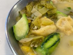 -明本湛江鸡•海鲜小厨(陈家祠店)
