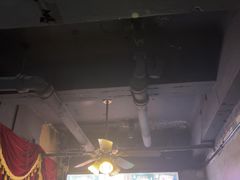 -荒岛实景沉浸密室(江汉路1店)