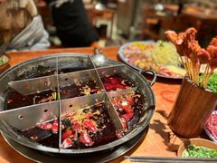 -周小明火锅(黑金冠社区店)