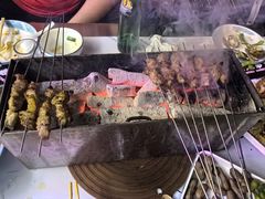 -江合勇丹东兄弟小串海鲜烧烤(总店)