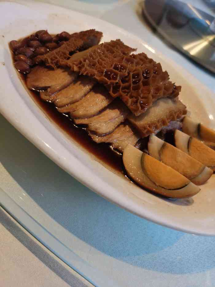 文兴酒家(静安寺店)-"很喜欢他们家的泡饭和梅菜扣肉!下次还来.