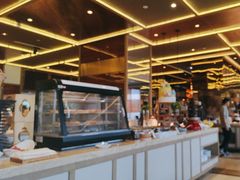 -大中华希尔顿酒店-念自助餐·嗨啤·小龙虾