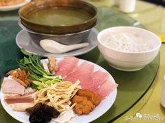 -翠湖湾海鲜音乐餐厅