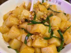 -富正毅三下锅·湘西韵味(天门山索道店)