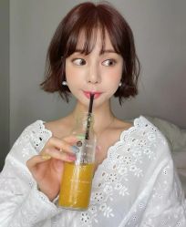 -十六番发型师事务所