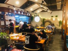 大堂-城边边烧烤-魏晋烤肉旗舰店