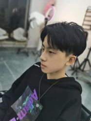 -茶发Salon·烫发染发理发