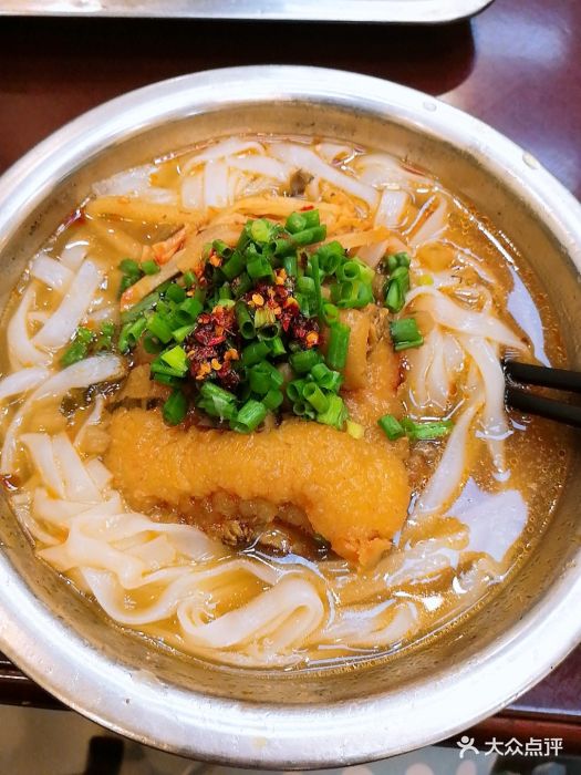 胖胖唐记猪脚粉(双渔汇店)脆皮猪脚粉图片 - 第1张